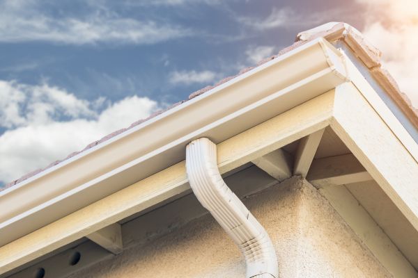 Seamless Gutter Replacement in Los Gatos